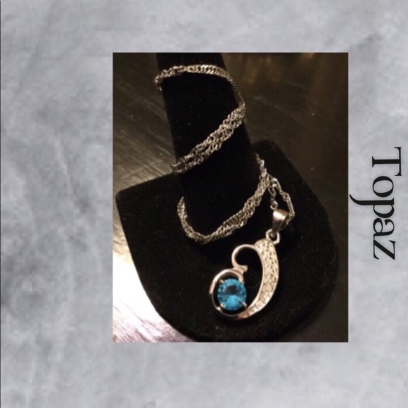 Topaz Pendant & Chain MADE IN USA - Picture 2 of 5